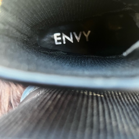 Envy Combat/Biker Boots - Picture 2 of 13